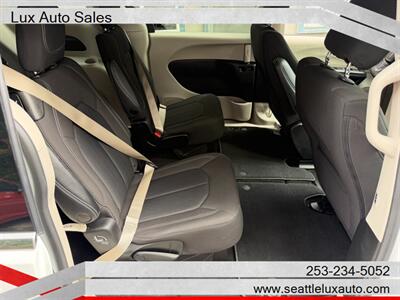 2023 Chrysler Voyager LX - Photo 11 - Woodinville, WA 98077