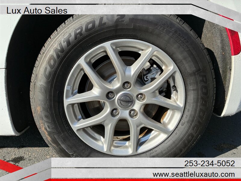 2023 Chrysler Voyager LX - Photo 31 - Woodinville, WA 98077