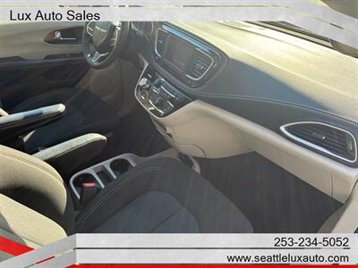 2023 Chrysler Voyager LX - Photo 15 - Woodinville, WA 98077