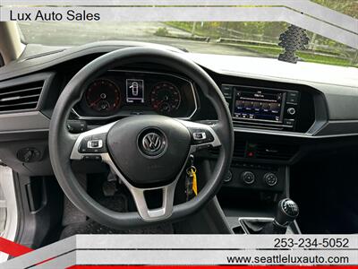 2019 Volkswagen Jetta S   - Photo 14 - Woodinville, WA 98077