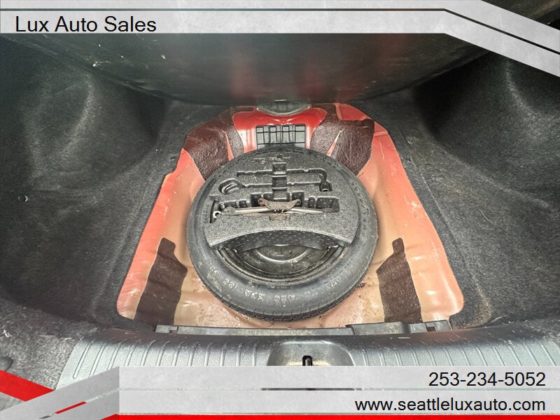2013 Honda Civic Si w/Summer Tires - Photo 31 - Woodinville, WA 98077