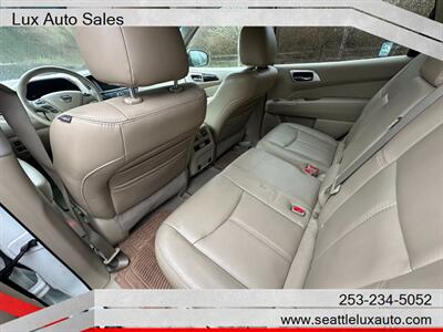 2013 Nissan Pathfinder SL   - Photo 19 - Woodinville, WA 98077