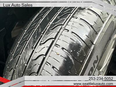 2013 Nissan Pathfinder SL   - Photo 9 - Woodinville, WA 98077