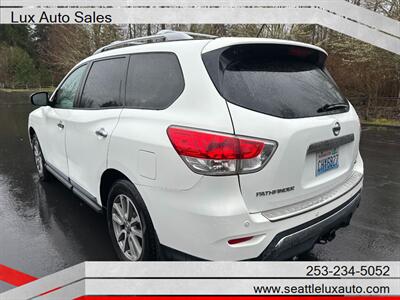 2013 Nissan Pathfinder SL   - Photo 3 - Woodinville, WA 98077