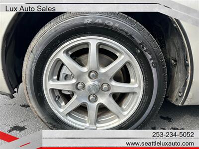 2001 Toyota Prius   - Photo 19 - Woodinville, WA 98077