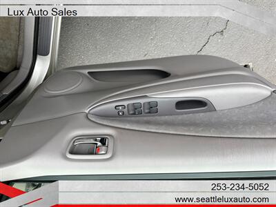 2001 Toyota Prius   - Photo 9 - Woodinville, WA 98077
