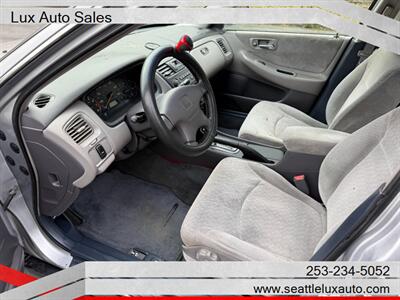 2001 Honda Accord LX   - Photo 10 - Woodinville, WA 98077