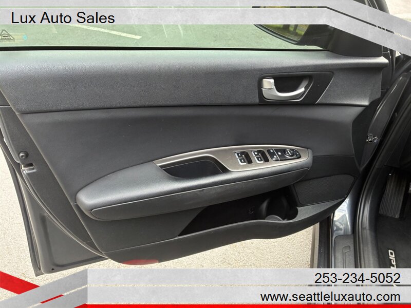 2020 Kia Optima LX - Photo 14 - Woodinville, WA 98077