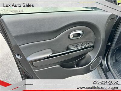 2014 Kia Soul +   - Photo 18 - Woodinville, WA 98077