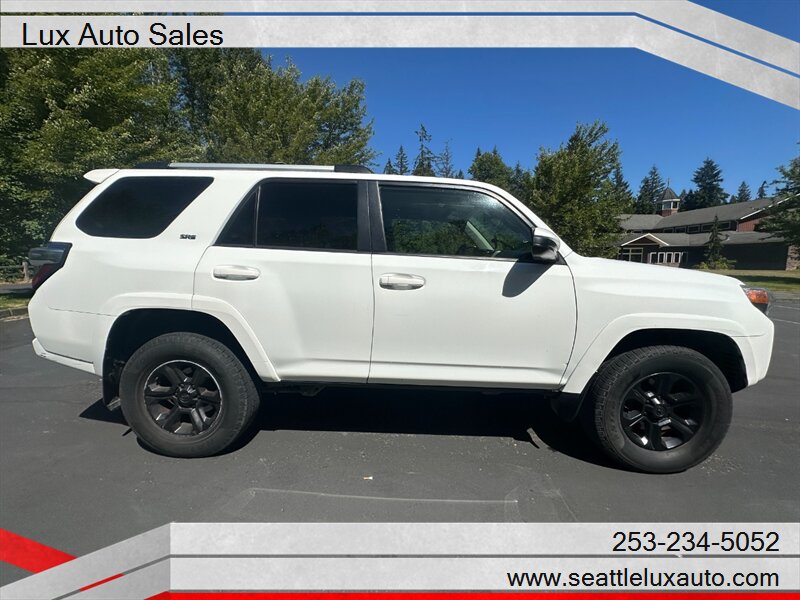 2021 Toyota 4Runner SR5 - Photo 9 - Woodinville, WA 98077
