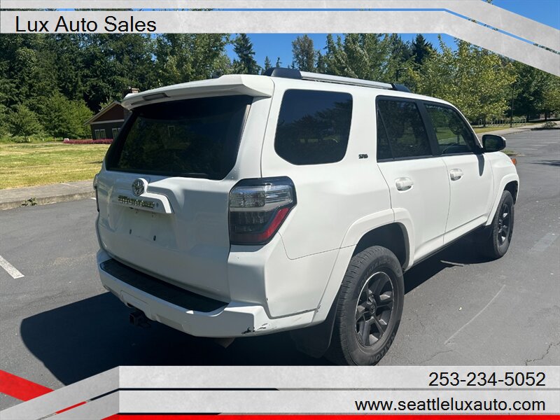 2021 Toyota 4Runner SR5 - Photo 8 - Woodinville, WA 98077
