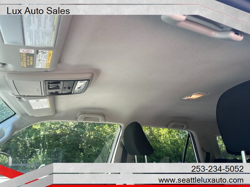 2021 Toyota 4Runner SR5 - Photo 16 - Woodinville, WA 98077
