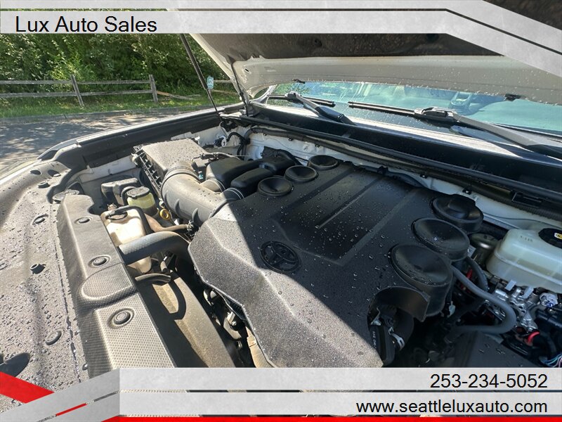 2021 Toyota 4Runner SR5 - Photo 13 - Woodinville, WA 98077