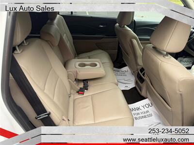 2020 Honda Pilot EX-L   - Photo 12 - Woodinville, WA 98077