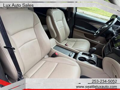 2020 Honda Pilot EX-L   - Photo 10 - Woodinville, WA 98077