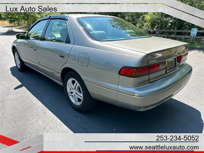 1998 Toyota Camry CE   - Photo 5 - Woodinville, WA 98077