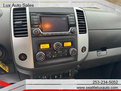 2015 Nissan Frontier SV V6   - Photo 30 - Woodinville, WA 98077