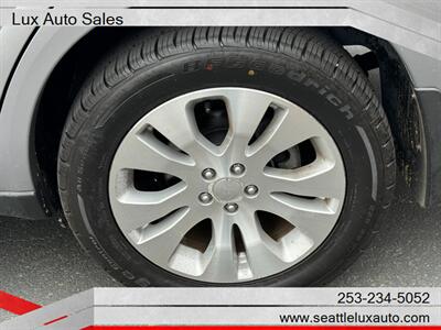 2009 Subaru Outback 2.5i Limited   - Photo 11 - Woodinville, WA 98077