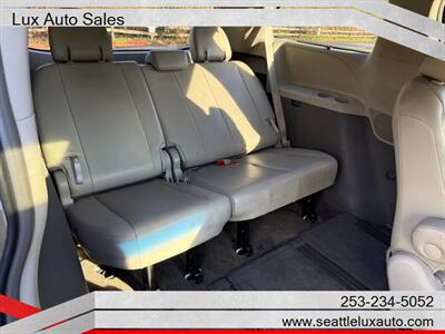 2013 Toyota Sienna XLE 7-Passenger   - Photo 21 - Woodinville, WA 98077