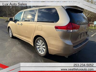 2013 Toyota Sienna XLE 7-Passenger   - Photo 3 - Woodinville, WA 98077