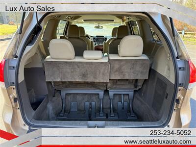 2013 Toyota Sienna XLE 7-Passenger   - Photo 24 - Woodinville, WA 98077