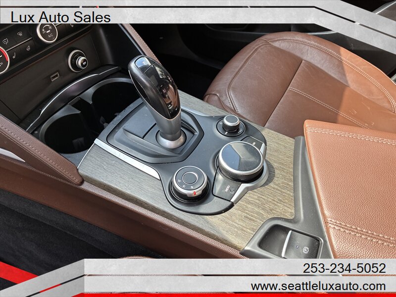 2018 Alfa Romeo Stelvio Ti - Photo 14 - Woodinville, WA 98077