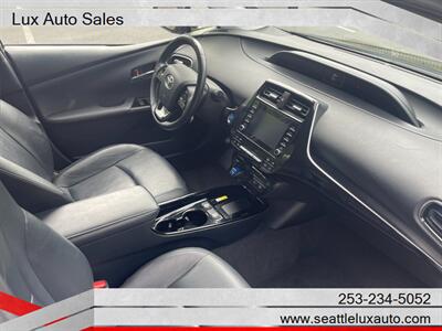 2020 Toyota Prius XLE   - Photo 16 - Woodinville, WA 98077