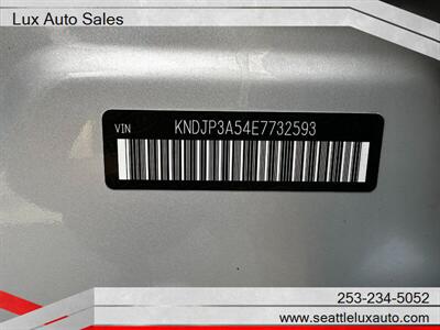 2014 Kia Soul +   - Photo 27 - Woodinville, WA 98077