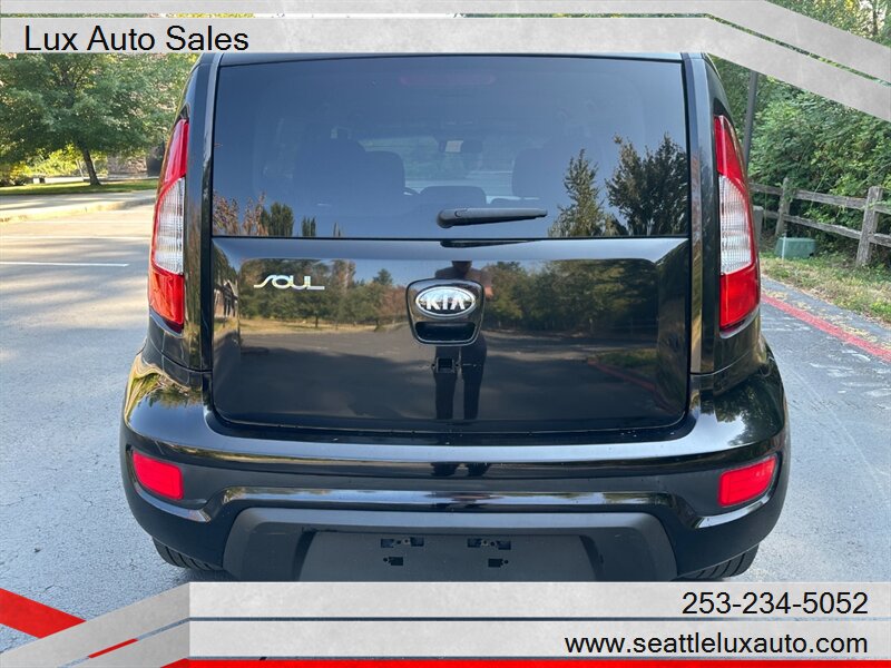 2013 Kia Soul + - Photo 4 - Woodinville, WA 98077