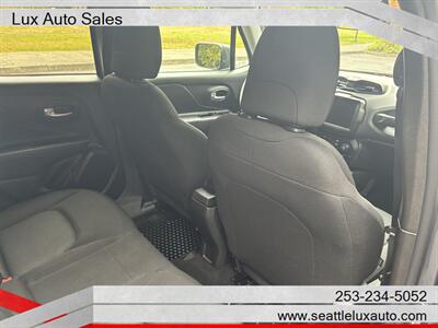 2023 Jeep Renegade Latitude   - Photo 17 - Woodinville, WA 98077