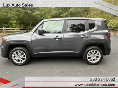 2023 Jeep Renegade Latitude   - Photo 2 - Woodinville, WA 98077