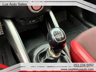 2013 Hyundai VELOSTER - Photo 15 - Woodinville, WA 98077
