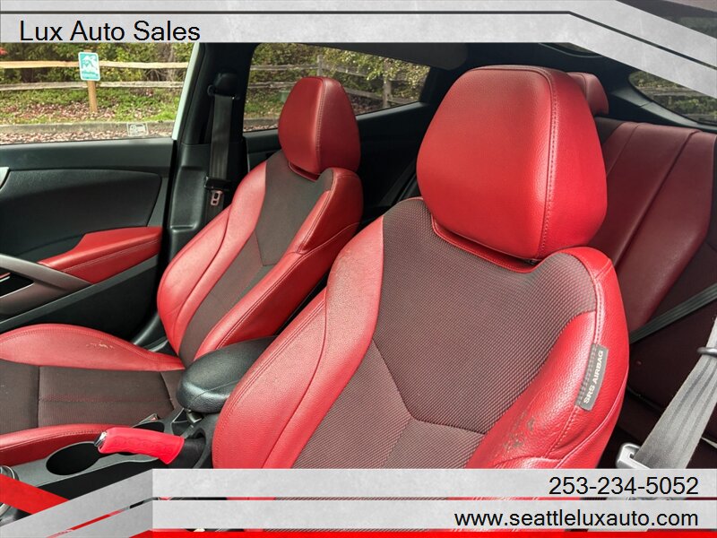2013 Hyundai VELOSTER - Photo 10 - Woodinville, WA 98077