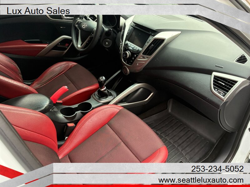 2013 Hyundai VELOSTER - Photo 11 - Woodinville, WA 98077