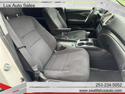 2017 Honda Pilot EX   - Photo 16 - Woodinville, WA 98077