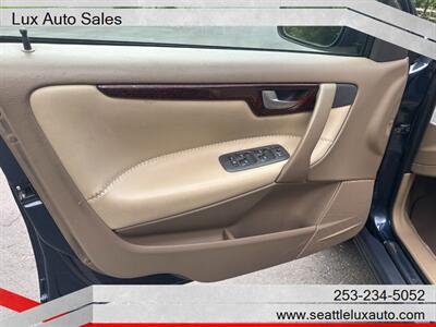 2001 Volvo V70 XC - Photo 21 - Woodinville, WA 98077