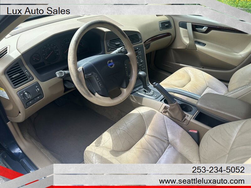 2001 Volvo V70 XC - Photo 14 - Woodinville, WA 98077