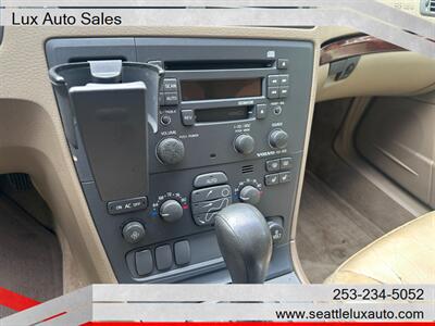 2001 Volvo V70 XC - Photo 16 - Woodinville, WA 98077
