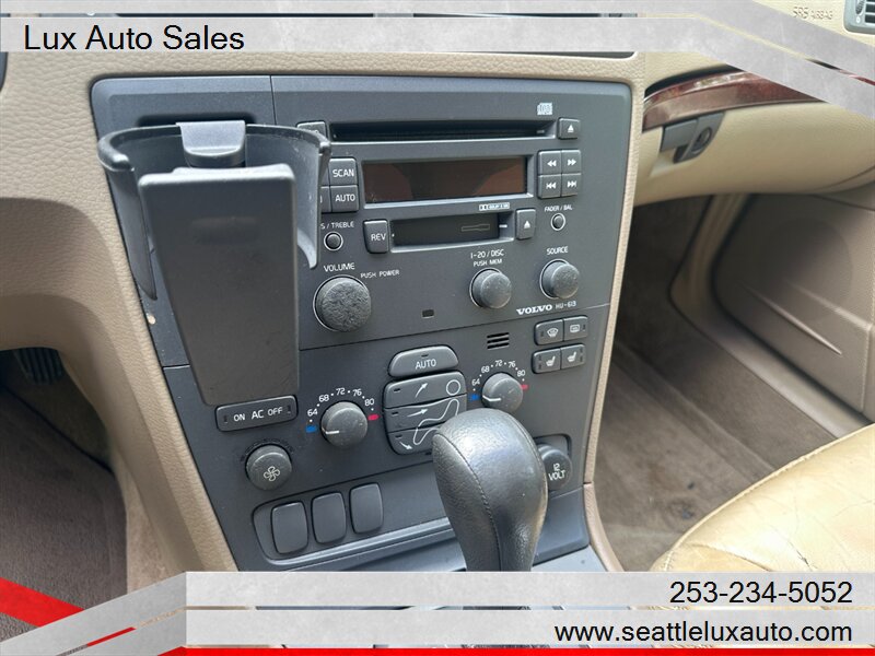 2001 Volvo V70 XC - Photo 16 - Woodinville, WA 98077