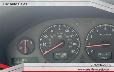 2001 Volvo V70 XC - Photo 10 - Woodinville, WA 98077