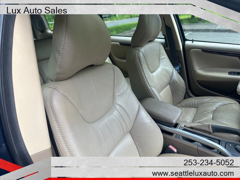 2001 Volvo V70 XC - Photo 25 - Woodinville, WA 98077