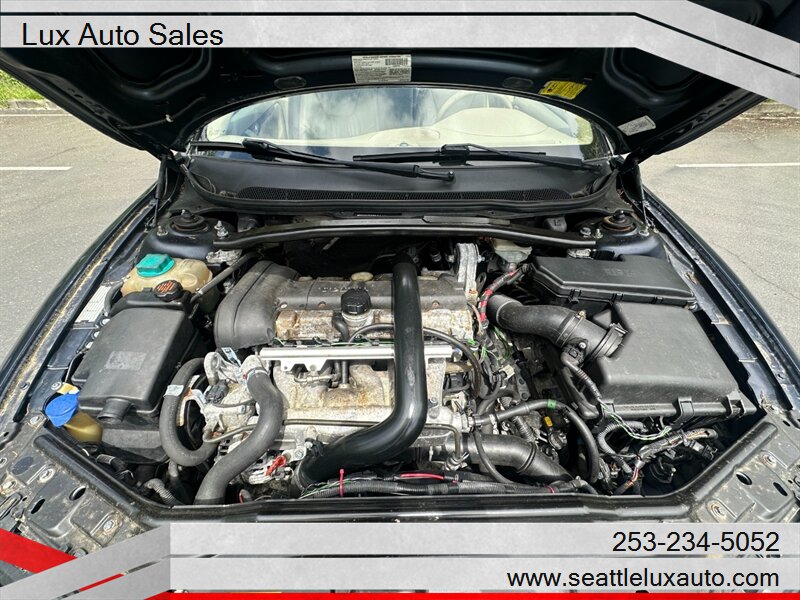 2001 Volvo V70 XC - Photo 13 - Woodinville, WA 98077