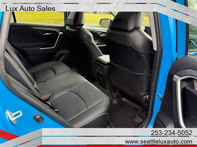 2020 Toyota RAV4 XLE Premium   - Photo 20 - Woodinville, WA 98077