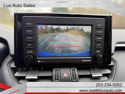 2020 Toyota RAV4 XLE Premium   - Photo 12 - Woodinville, WA 98077