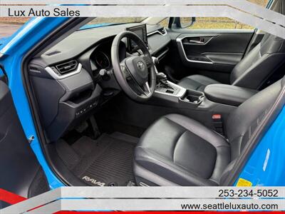 2020 Toyota RAV4 XLE Premium   - Photo 15 - Woodinville, WA 98077