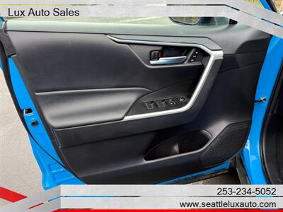 2020 Toyota RAV4 XLE Premium   - Photo 14 - Woodinville, WA 98077