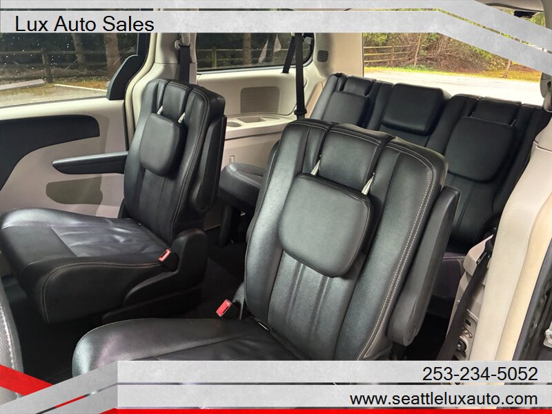 2015 Chrysler Town and Country Touring - Photo 20 - Woodinville, WA 98077