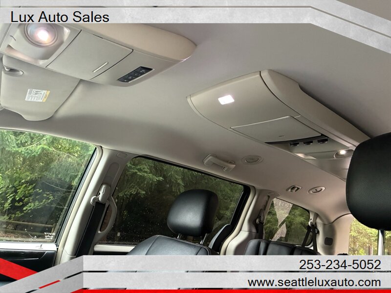 2015 Chrysler Town and Country Touring - Photo 15 - Woodinville, WA 98077