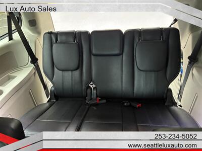 2015 Chrysler Town and Country Touring - Photo 21 - Woodinville, WA 98077