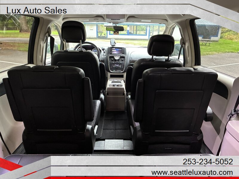 2015 Chrysler Town and Country Touring - Photo 22 - Woodinville, WA 98077